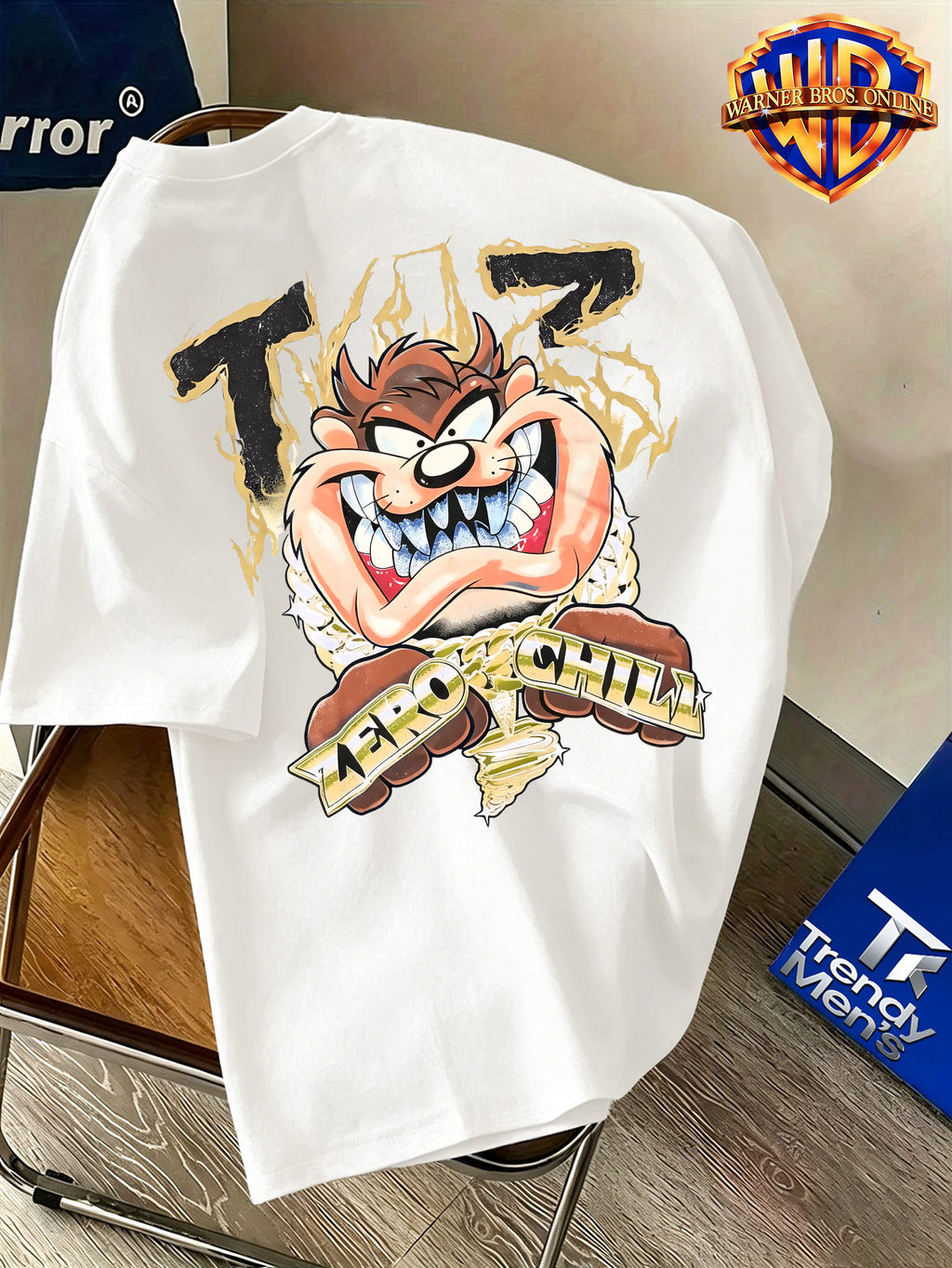 Warner Bros. Authentic Men's 100% Cotton Short-Sleeve T-Shirt with American-Style Illustrated Cartoon Print. Features a Dynamic Cartoon Beast Design with Golden-toned Accents for a Striking Visual Impact, Effortlessly Creating an Eye-catching Summer - White