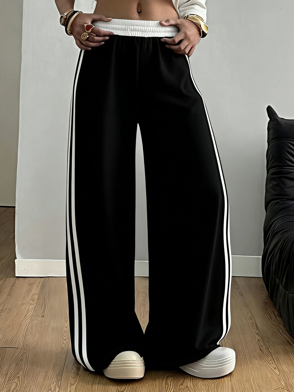 Women'S Y2K Wide-Leg Pants, with Black Side Stripes And Color-Blocking Design Trousers, Machine Washable Wide-Leg Pants, Suitable for Office And Multiple Occasions - Black