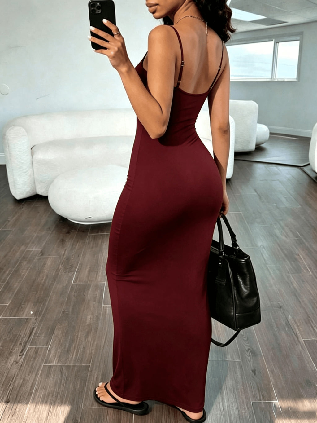 Hot Style V-Neck Slim Fit Strapless Dress with Thin Straps, Elastic Waist, Hip-Enhancing Design. Princess Style, Elegant, Perfect for Dates, Parties, Valentine's Day, and Gatherings. Adjustable Straps, Long Party Dress, Elegant Dress - Burgundy