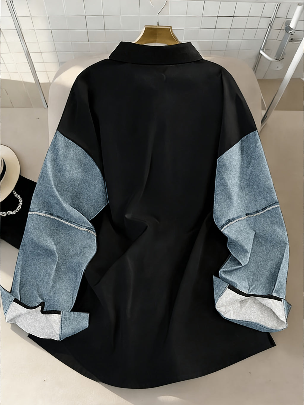Patchwork Print Design, Classic Lapel, Casual Loose-fitting Breathable Light Luxury Top. Printed Leggings - Not Denim Fabric - Black