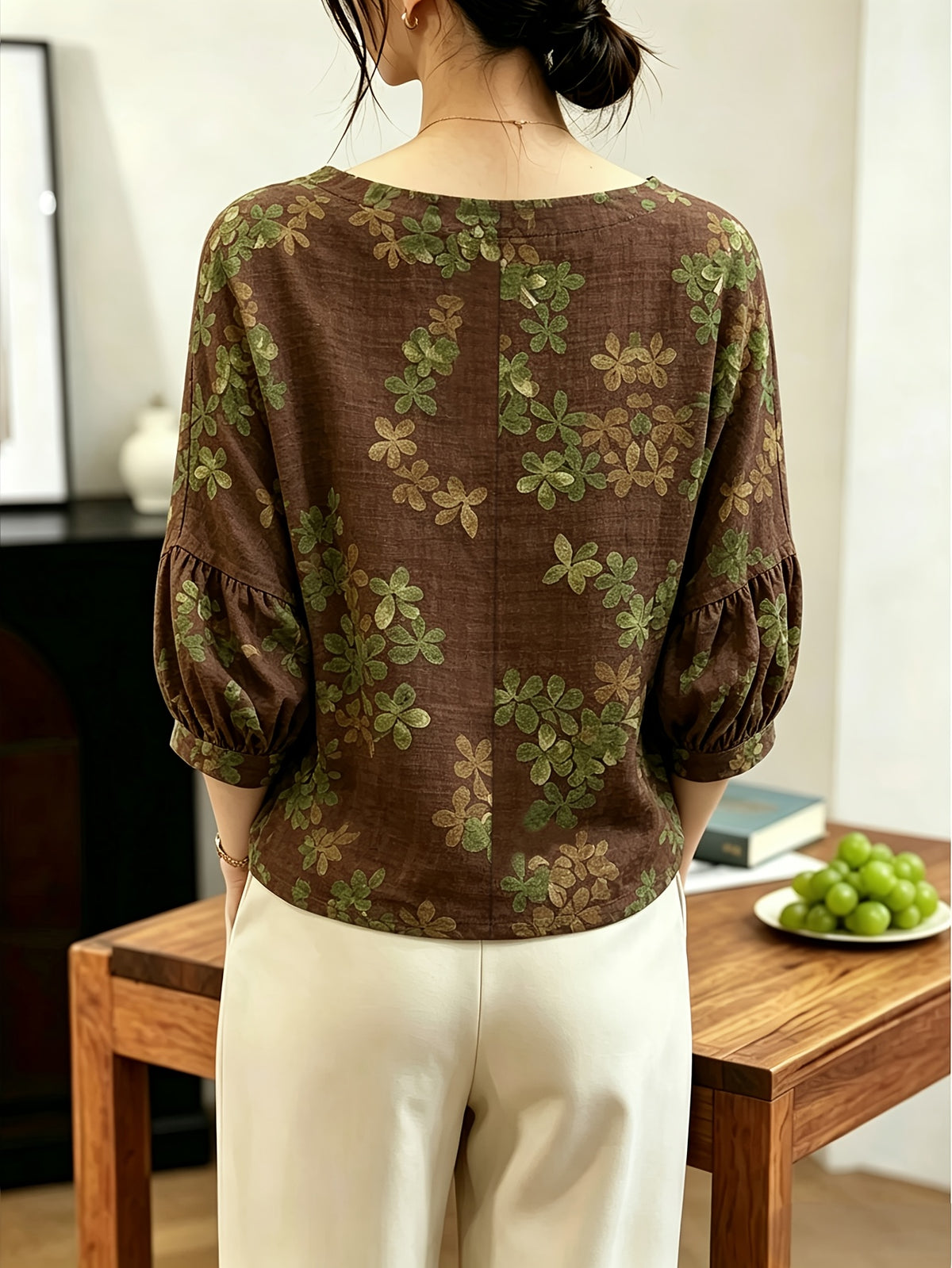 Vintage Forest-Style Floral and Botanical Print Blouse with Crew Neck, Lantern Sleeves, Side Drawstrings, Loose Fit, Effect, Five-Quarter Sleeves for Casual Outings - Coffee Color