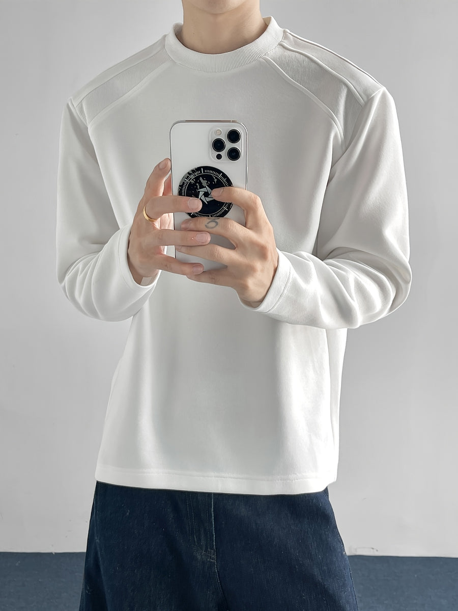 A Men's Fashionable, Trendy, Casual, Simple, and Versatile Crew-neck Long-sleeve T-shirt. Features a Loose Fit, Comfortable Micro-stretch Fabric, and a -blend Material. Suitable for Daily Casual and Commuter Wear - White