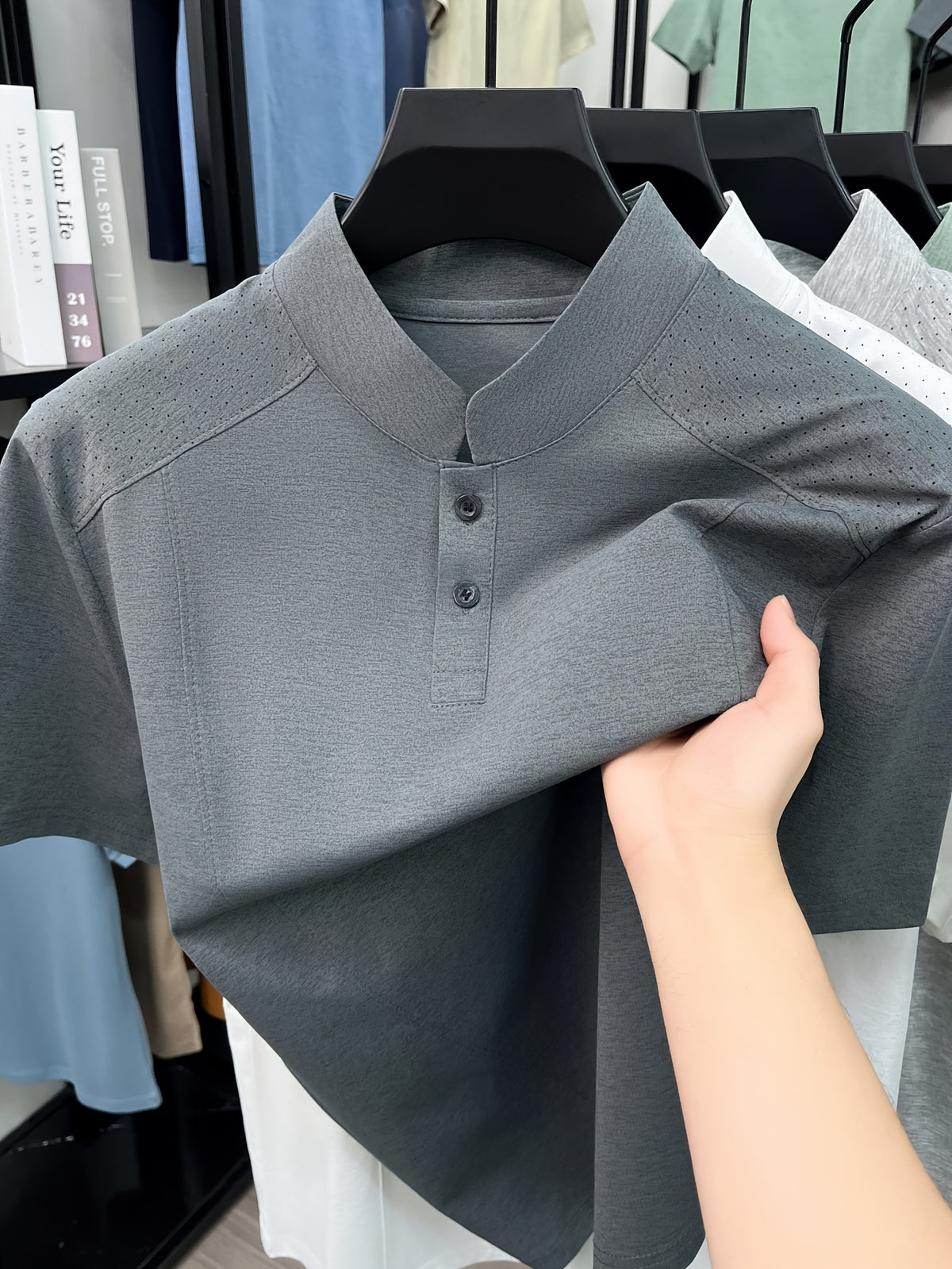 Men's New Summer Casual Stand Collar T-Shirt, Simple and Stylish Thin Breathable Versatile Short Sleeve Tee - Grey