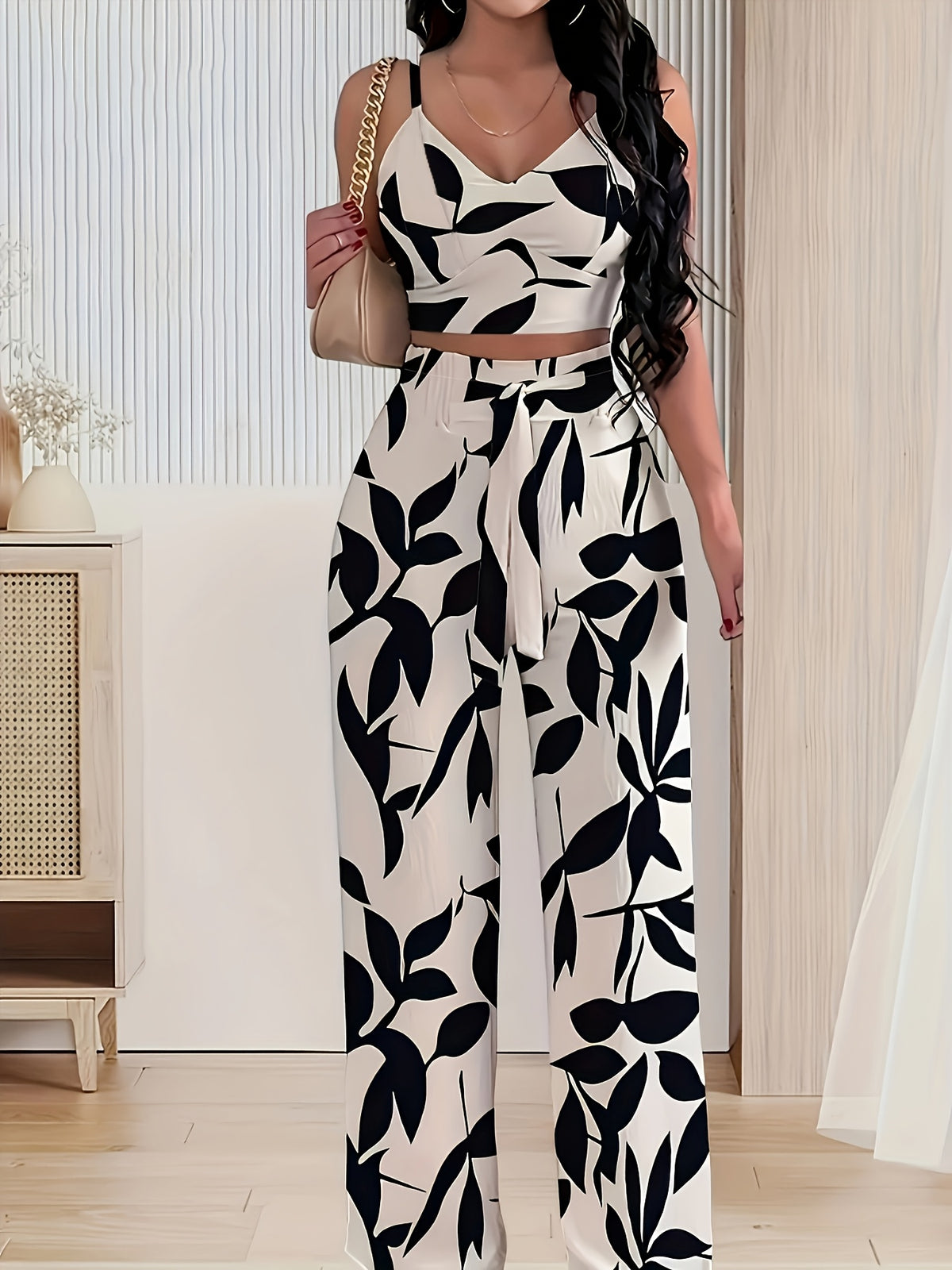 2-piece Women's Set with Thin Strap Stretch Camisole and Wide-leg Pants (front Tie) for Casual Vacation Wear - Mixed colors