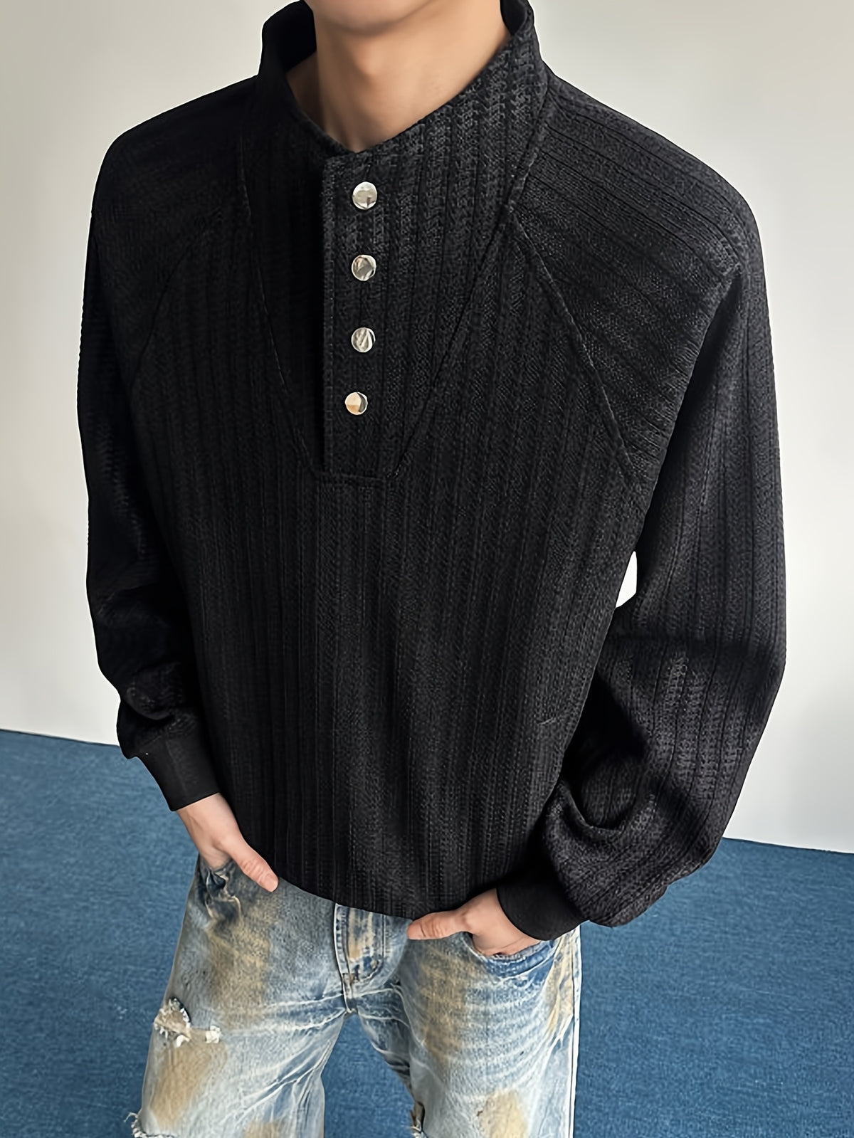 Men's Sweatshirt, a Fashionable and Versatile Casual Men's Sweatshirt with a Trendy Design Featuring a Patchwork Placket, Stand-up Collar, and Pockets. It Features a Raglan Sleeve Design and a Loose Fit, Suitable for Daily Casual Wear - Black