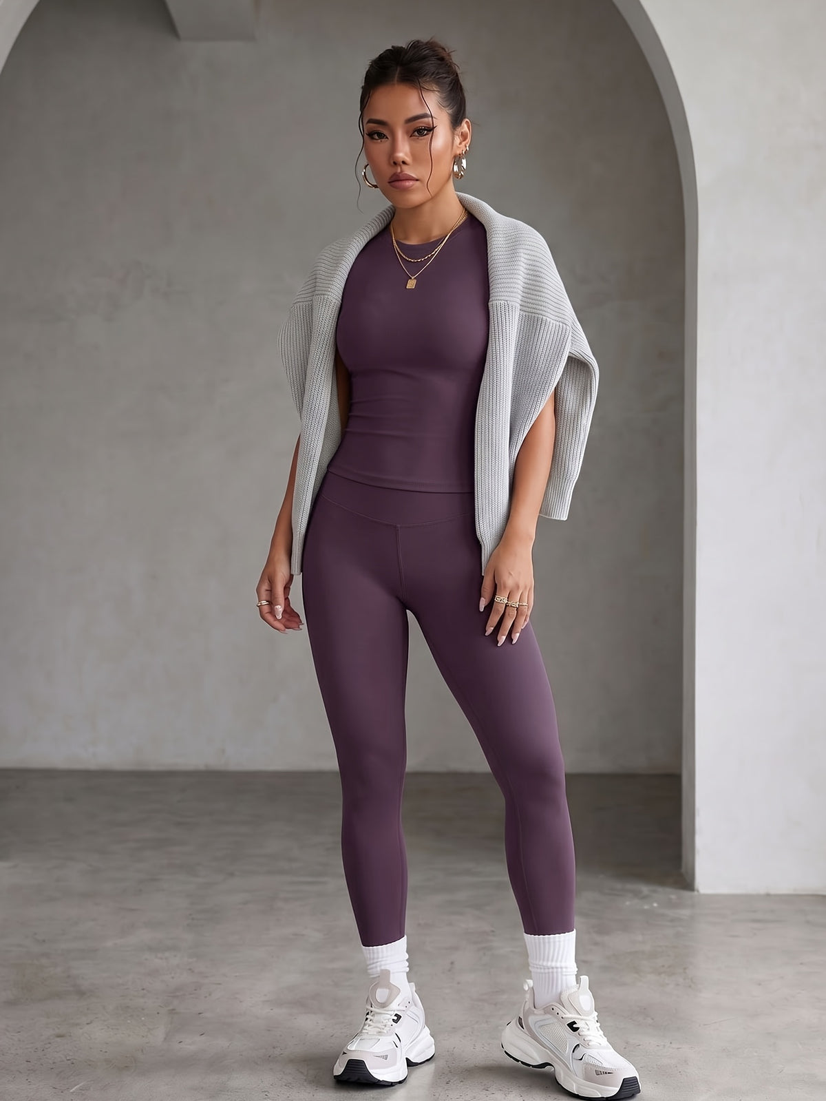 Round Neck Short Sleeve High-Waist Butt-Lifting Pants Set, Stretchy Nude-Feel Skin-Friendly 2pcs Set, Quick-Drying Breathable Wear, Tummy Control Peach Butt Training Outfit, Versatile Wearable Outer Casual Swear. 4-Way Stretch with Zero Restriction - Deep Purple