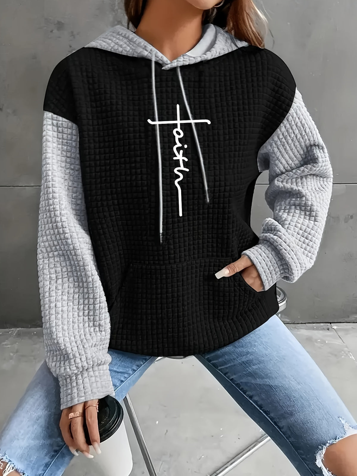 Women's Casual Oversized Hoodie with Checkered Texture & Letter Print, Kangaroo Pocket, Long Sleeve Loose Fit Sweatshirt for Fall Winter, Machine Washable, Fall Fashion, Relaxed Style, Comfortable Texture, Print Sweatshirt, Cozy Wear - Black