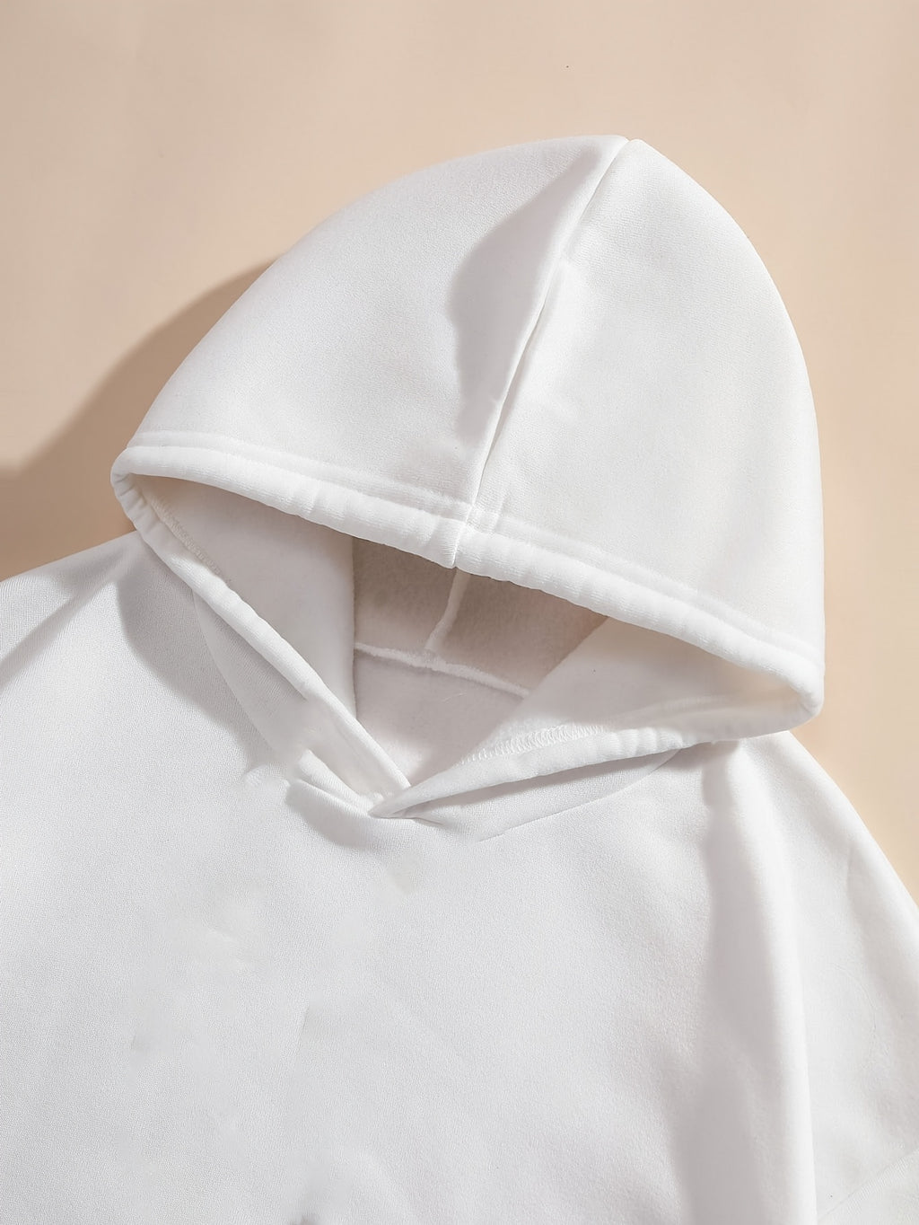 Fashionable Cartoon Streetwear Oversized Hoodie for Women, Perfect for The Autumn And Winter Vibe. Features a Couple'S Design with a Bear Graffiti Print on The Back And Sleeves, Versatile And Flattering Pullover Hoodie, Machine Washable - White
