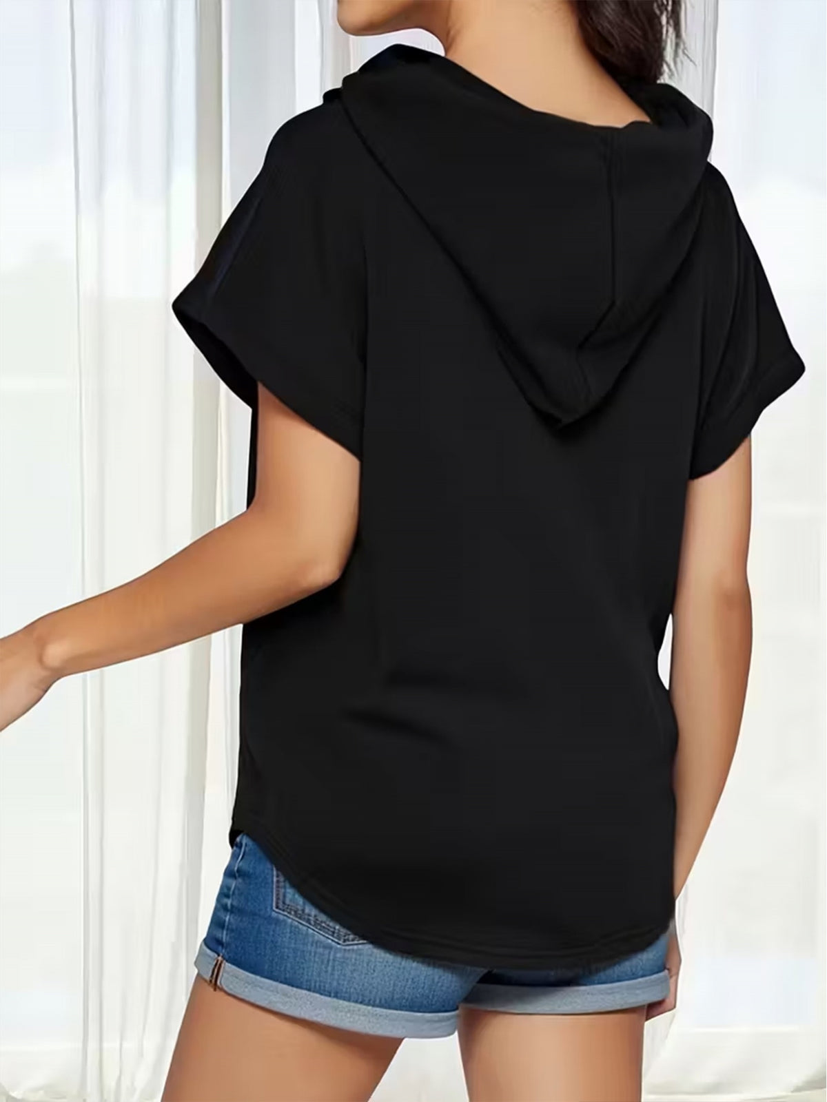 1pc Minimalist Black And White Butterfly Cold Style Advanced Print Y2K Style Women'S Sportswear Hooded Loose Design Soft And Comfortable Top Elegant Fashionable T-Shirt Hooded Short Sleeve - Black
