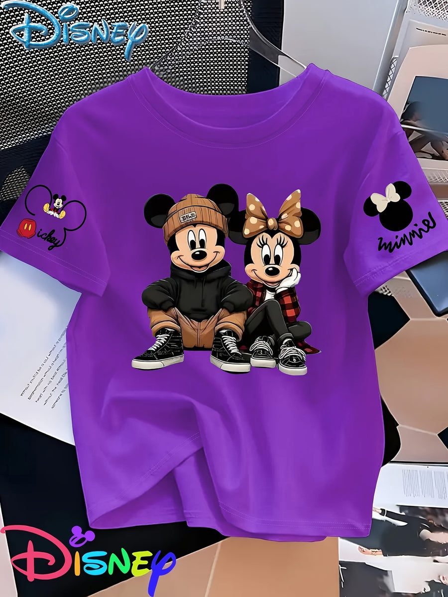 Mickey And Minnie Are Sitting Side by Side, with Mickey Hugging His Knees And Minnie Resting Her Chin on One Hand, Showcasing a Trendy Street Style Printed Short-Sleeve Women'S T-Shirt - Purple