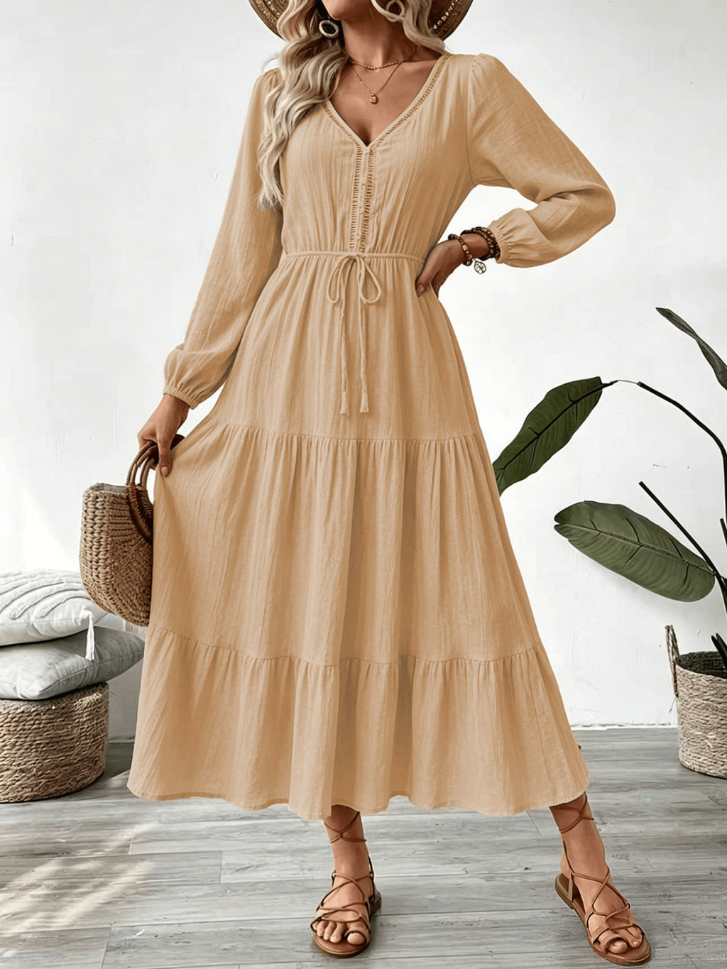 Women's Vacation Style Dress, Elegant and Fashionable V-Neck Lace Long Sleeve Maxi Dress - Wheat-colored