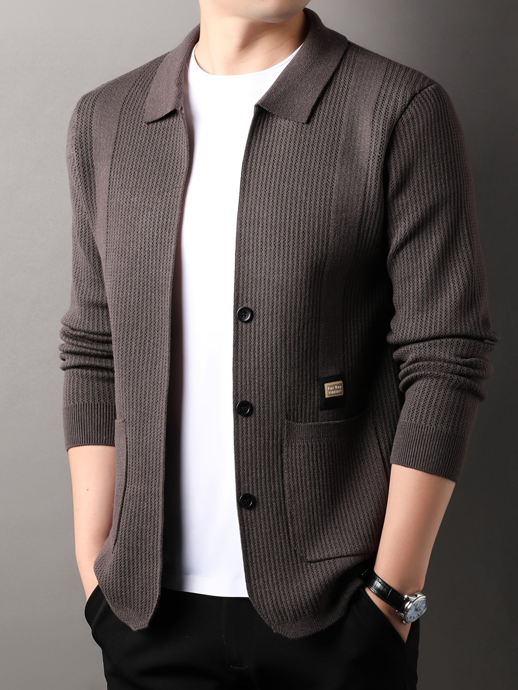 Du Jing Lan OBM Spring/Summer New Arrival Men's Knitted Cardigan, Old Money Style Solid Color Lapel Long Sleeve Open Front Knit Cardigan, Men's Business Casual Fashion Single-Breasted Ribbed Sweater Jacket with Side Pockets, Suitable for Layering - Coffee Brown