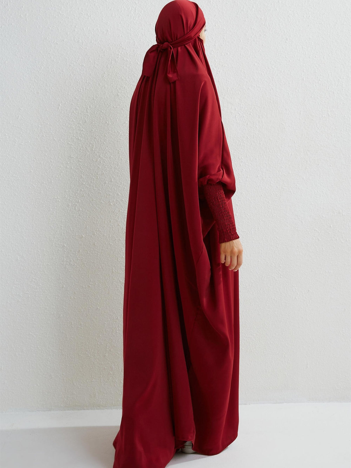 Islamic Attire for Women Featuring a Hooded Jilbab with Smocking Sleeves, Designed for Prayer, Suitable for Modesty in Dubai And Saudi Arabia, Available in Black - Burgundy