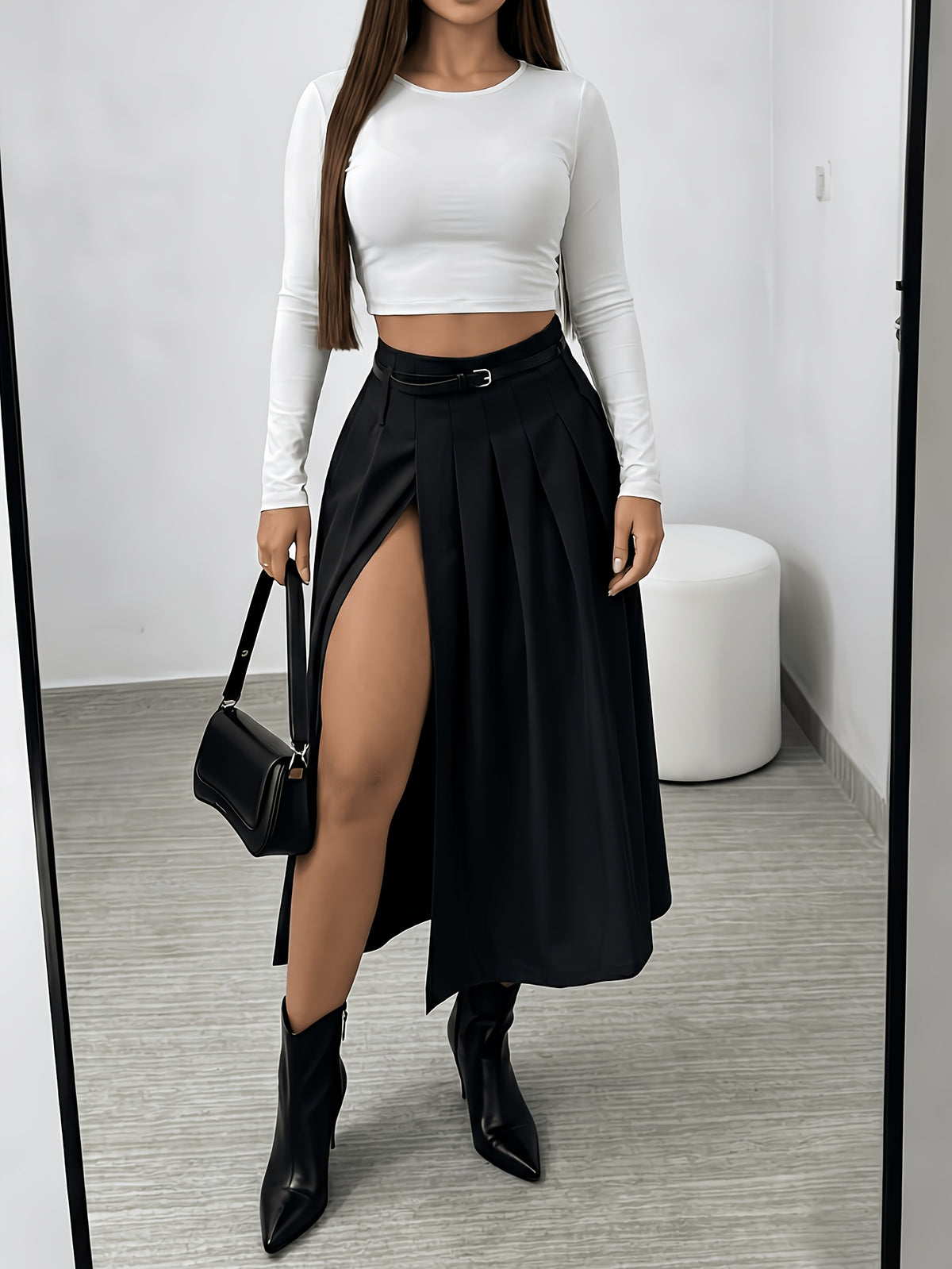 New Spring/Summer Women's High-Waist Pleated Skirt, Waist-Cinching Spicy Style, Versatile Midi Length, Beltless Design - Black