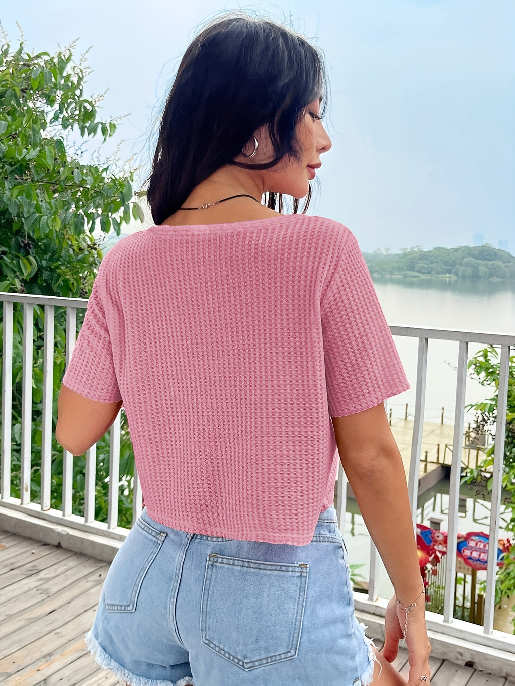 Women'S Lightweight Breathable T-Shirt - Soft Stretchy Everyday Tee with Round Neck, Non-See-Through Fabric for Casual & Formal Outfits - All-Season Everyday Top for, Versatile Clothing, Classic Design, Comfortable Fit, Short Sleeve Top, Office Wear - Pink Color