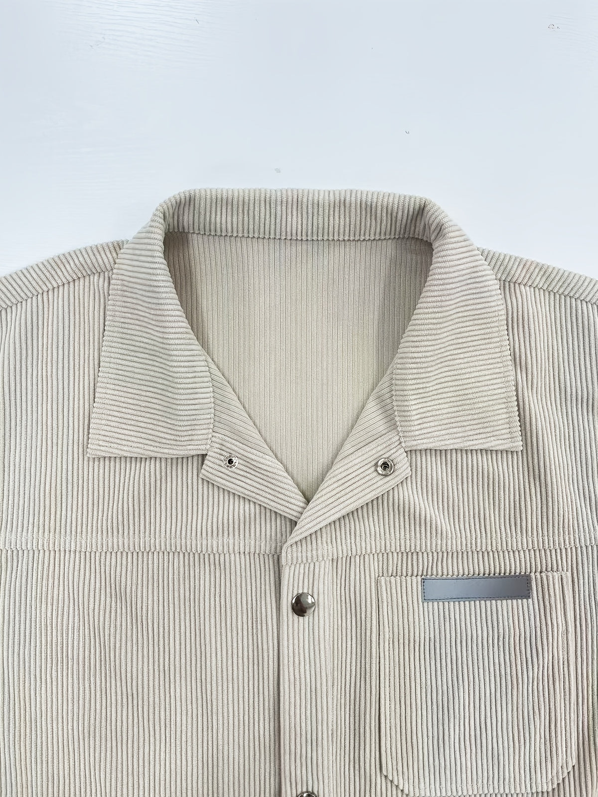 Men'S New Corduroy Short Sleeve Shirt Top, Retro Lapel Workwear Style, Soft And Skin-Friendly Fabric, Breathable And Non-Stuffy, Metallic Button Detail, Casual Commute Versatile, Loose Fit for All Body Types, Solid Color Easy Premium Feel! - Apricot