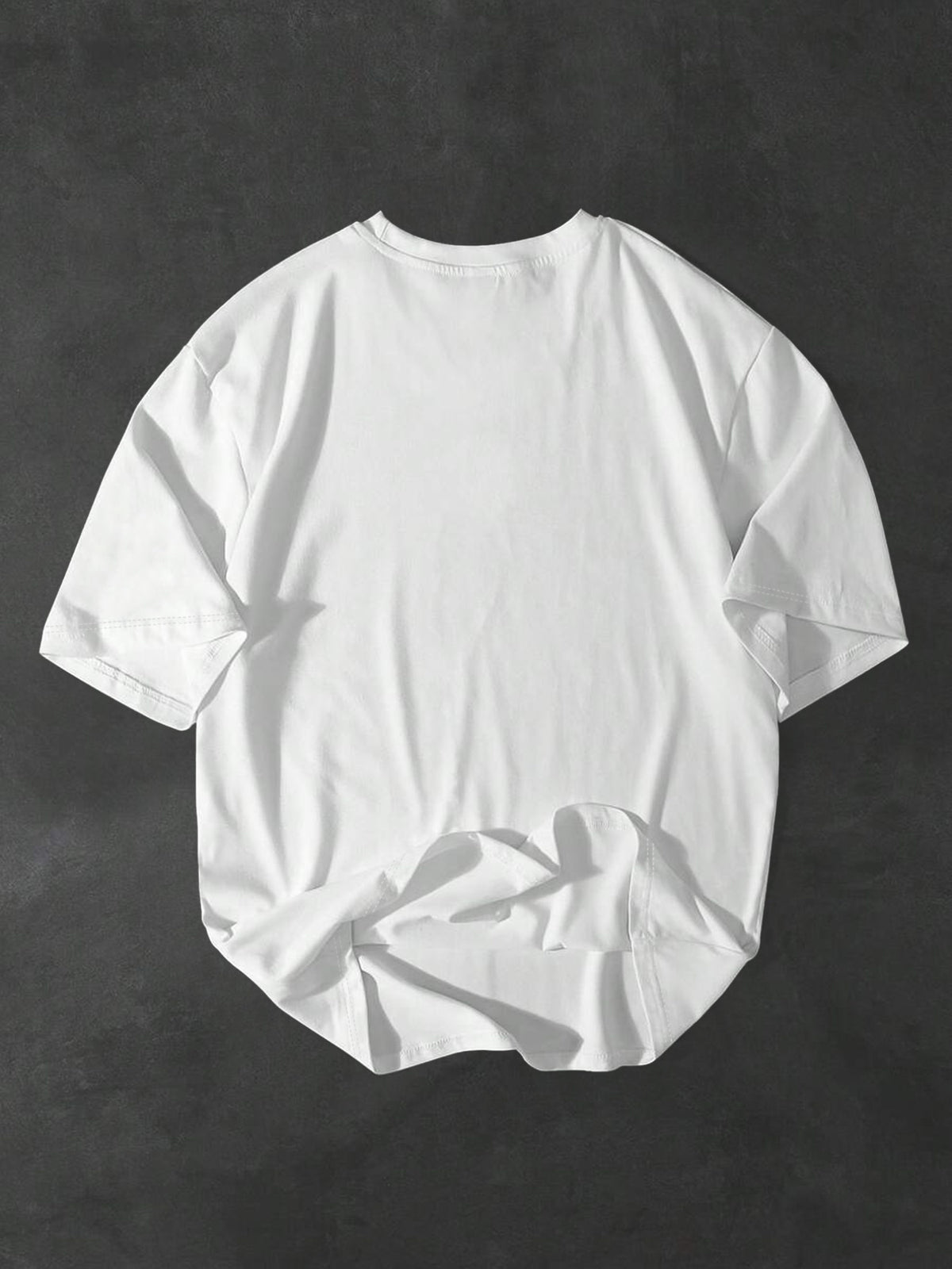 New Summer Men'S Round Neck Short Sleeve Geometric Graphic Print Design Regular Fit Comfortable Fabric Street Style Trendy Versatile Style Suitable for Sports And Daily Wear - White