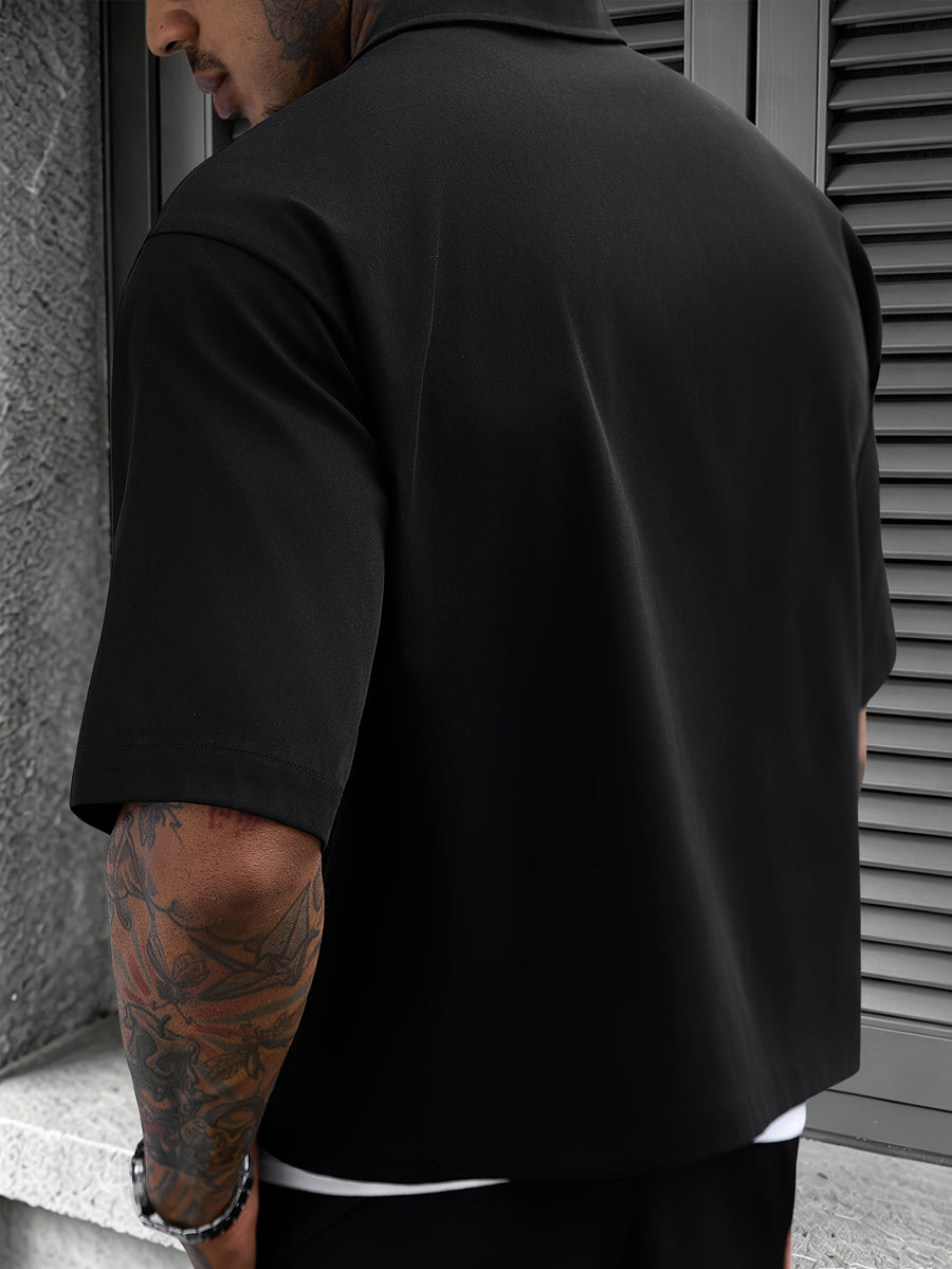 Metal Snap-button Lapel Short-sleeve Casual Shirt. Stylish Design, Smooth and Skin-friendly, Short-sleeve Cut, Lightweight and Breathable, Suitable for Summer Outings. Loose Short-cropped Fit, Dark Streetwear Trend Attire - Black