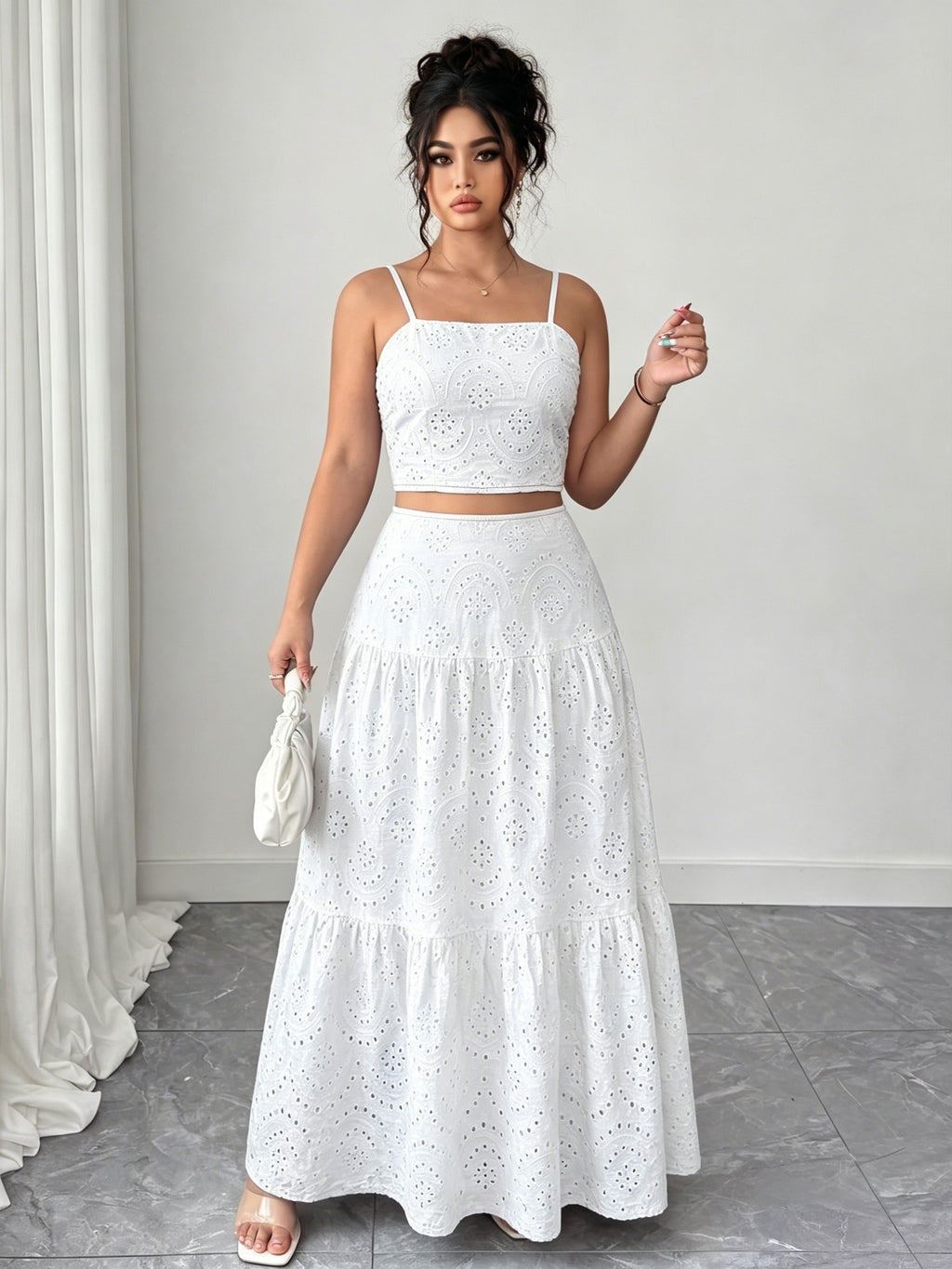 Two-Piece Embroidered Maxi Dress, Bohemian Style with Layered Ruffle Hem. Perfect for Dates, Vacations, Picnics, And Beach Outings. Comfortable And Versatile Women'S Dress - White