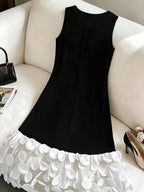 Fashion Solid Color Versatile Round Neck Elegant Women'S Dress, with 3D Patchwork Hem And Beaded Neckline, Summer New Style, Suitable for Elegant Daily Wear, Social Gatherings, Commuting, Outings, Vacations, And More - White