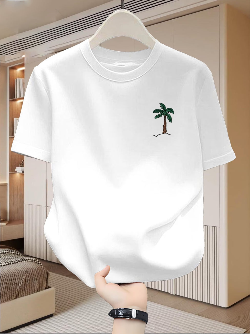 New Summer Men'S Pure White Round Neck Short Sleeve T-Shirt with Left Chest Easy Palm Tree Small Print Vacation Style Casual Loose Breathable Daily Commute All-Match Short Sleeve T-Shirt Top - White