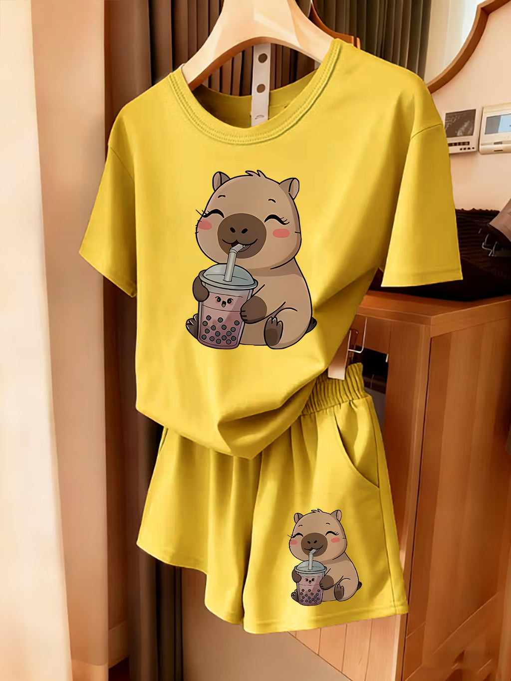 2pcs Women's Spring Summer Short Sleeve & Shorts Matching Outfit - Capybara Print Pajamas Gym Wear Sleepwear, Soft Breathable Pajamas, Valentine's Day Gift, Machine Washable 2pcs Set - Yellow+yellow