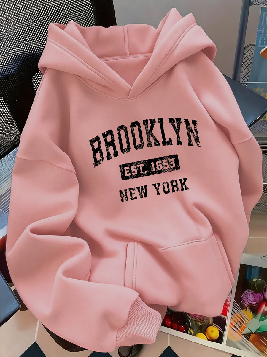 D92 - Autumn/Winter American Vintage Women's Oversized Pullover Hooded Sweatshirt, Trendy Creative Vintage New York Brooklyn Distressed Letter Graphic Print, Black Friday Outfit for Style Enthusiasts, Commuting, Casual, Winter -Lined Warm - Pink Color