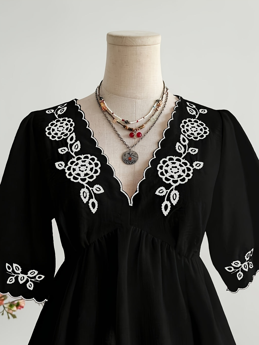 [AK260312266] Women'S Short Sleeve V-Neck Casual Vacation Embroidered Top, Bohemian Easter Beach Outfit, Hawaiian Music Festival Tropical Holiday, Black Summer - Black