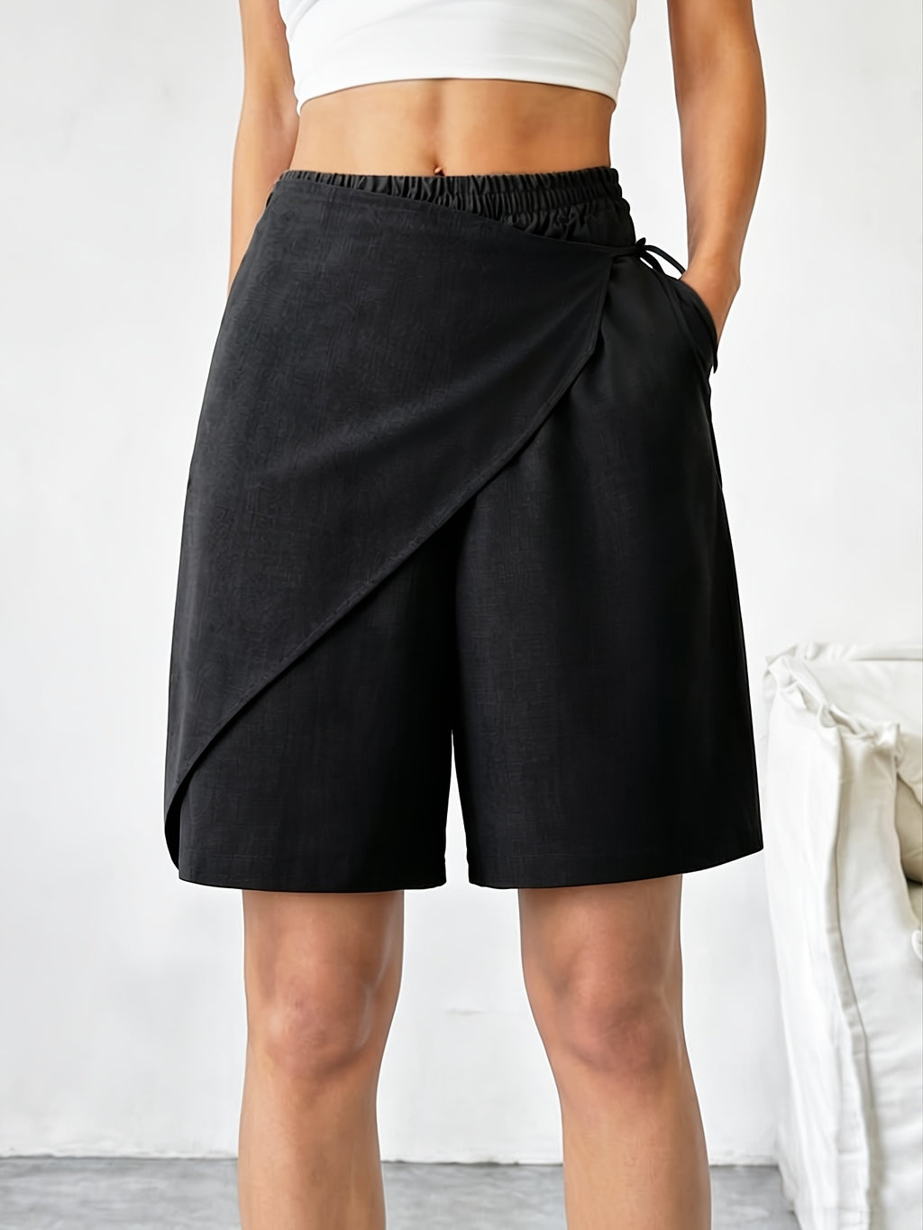 Women's Fashion Elastic Waist Wide-Leg Shorts - Designer Casual Pants - Black