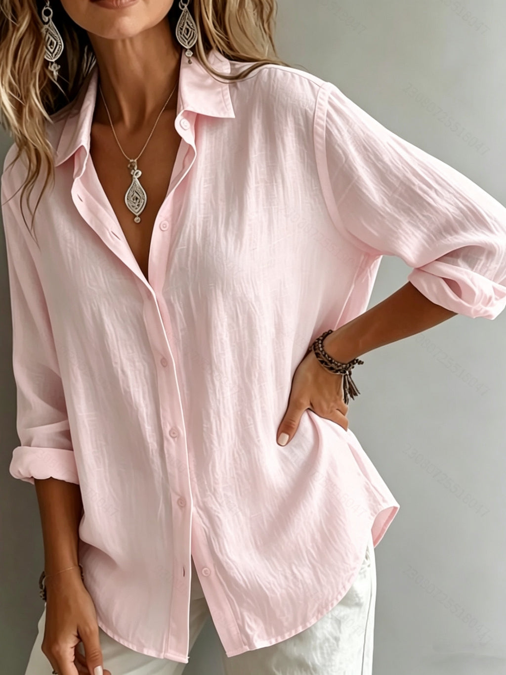 Ladies' Fashionable And Elegant Vacation Shirt, Casual, Versatile, Loose-Fitting Commuter Top, Wilderness Orienteering - Pale Pinkish Gray