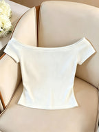 Women's New Summer French-Style Elegant and Fashionable Simple Button-Decorated Off-Shoulder Crew Neck Ribbed Slim-Fit T-Shirt Top - White