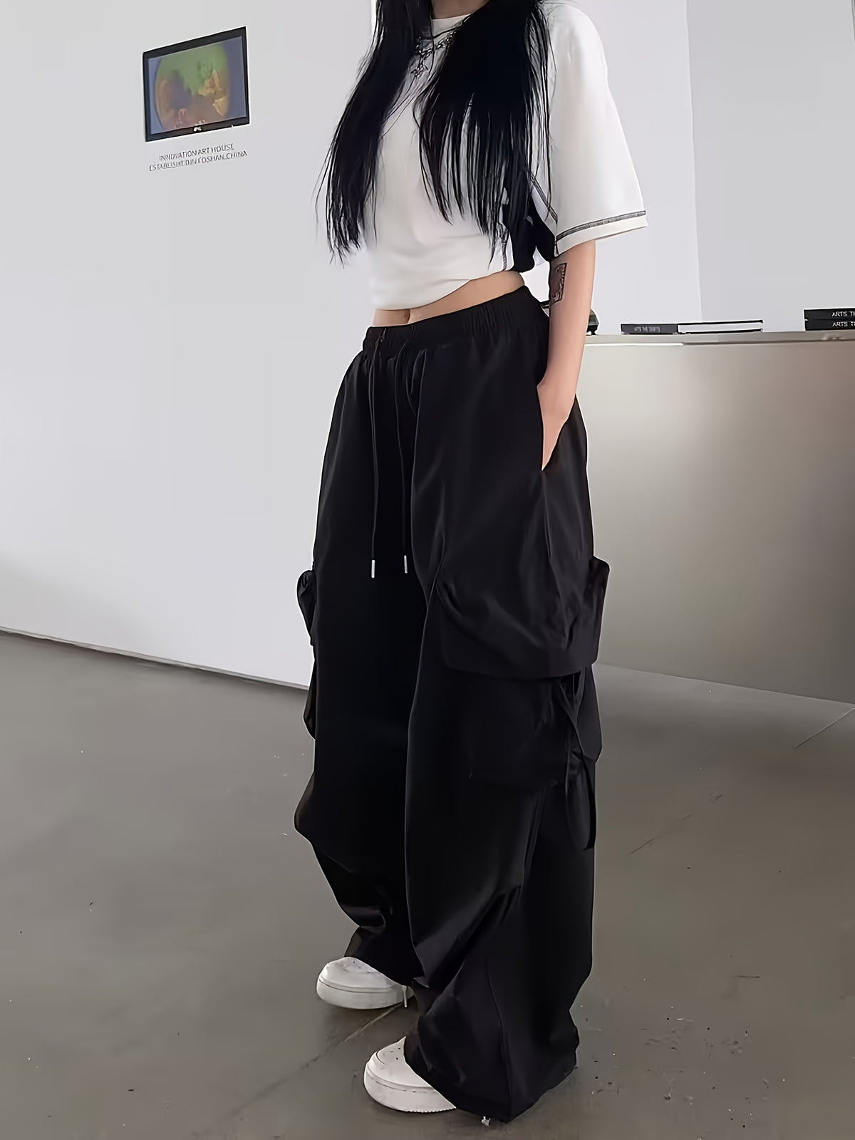 Vintage Spicy Workwear Cargo Pants for Women, Summer Lightweight Loose Fit Street Dance Hip-Hop Trendy Wide-Leg Pants, Made in China - Black