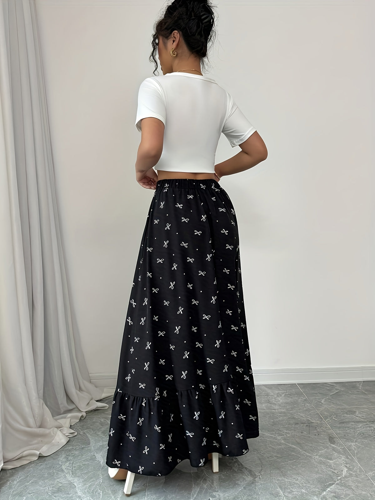 Directed Women'S Printed Black Floral Elastic Waist Lace Skirt - Black
