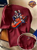 Warner Bros. Authentic Men's 100% Short-Sleeve T-Shirt, Trendy Hip-Hop Character Top, Featuring a Dominant Seated Figure Holding Playing Card Accessories, Adorned with Red-Orange Color-Block Dripping Enamel Paint Patterns, Exceptional Visual Impact - Burgundy