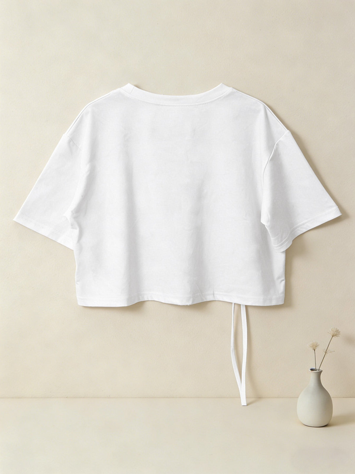 Women's Pink Butterfly & "Beauty Is All Around" T-Shirt - Loose-Fit Short Sleeve Top with Drop Waist Hem, Soft Machine Washable -Compatible Tee Suitable for Travel, Beach, Commuting, Casual Outfits - White