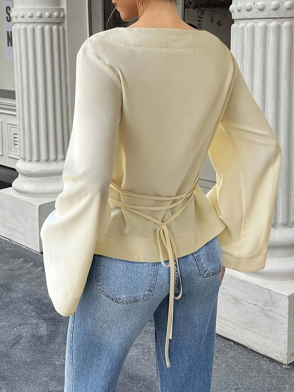 Women'S Solid Back Tie Flared Sleeve Blouse - Light Yellow