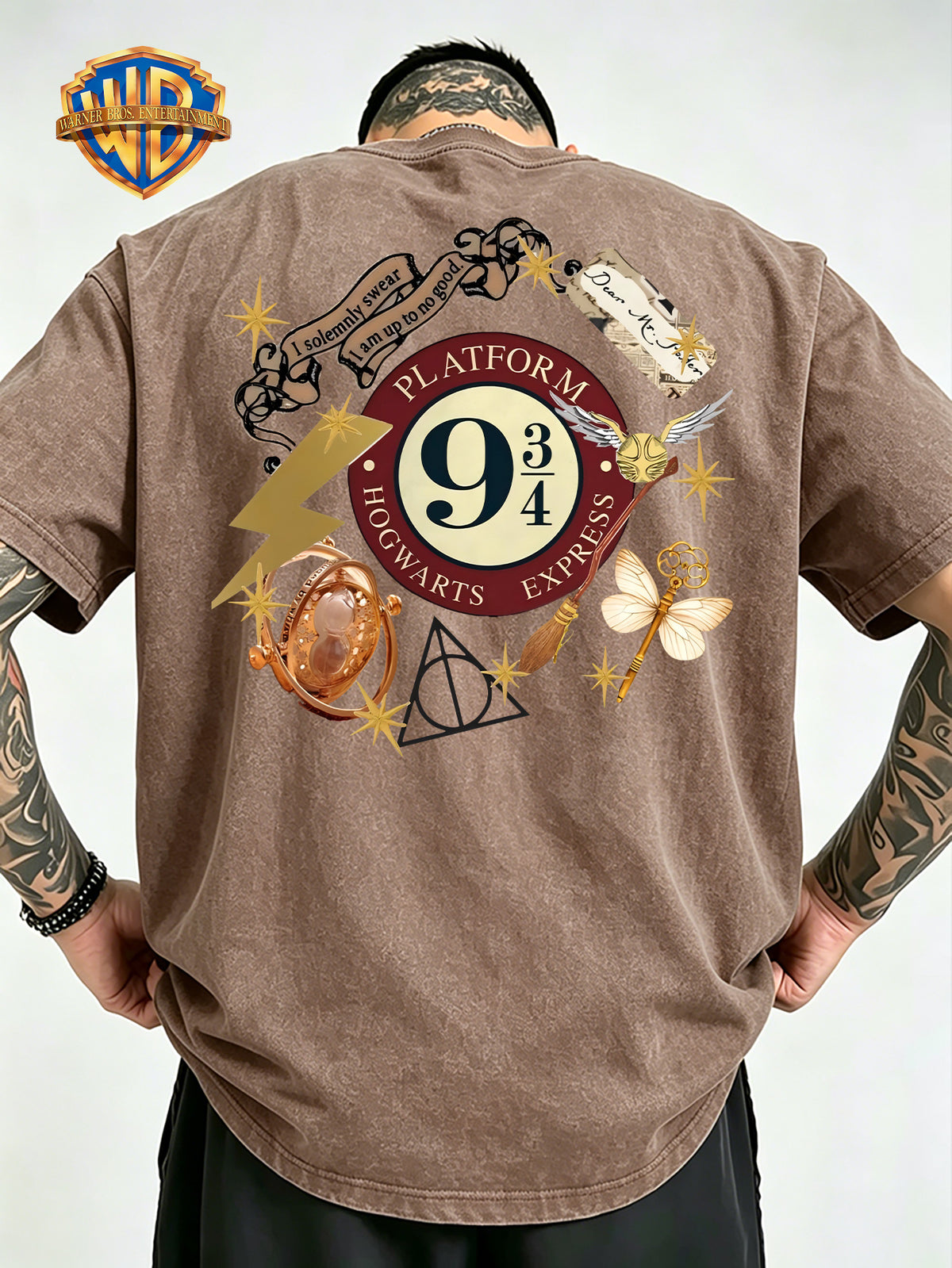 Warner Bros Official Vintage Magic Props Collection Print Washed Distressed T-Shirt, Men's 100% Pure Fabric, Casual and Comfortable Style, Loose Fit Breathable Short Sleeve Men's Casual Top, Distressed Washed Loose Fit - Khaki