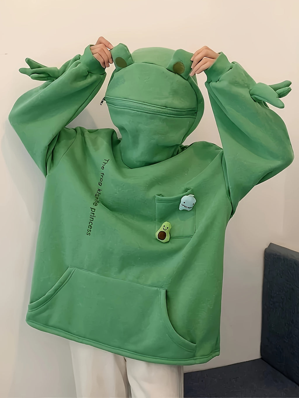 Fortune-Attracting Autumn/Winter Quirky Cartoon Frog Sweatshirt, Unisex Loose Fit -Lined Hooded Jacket, Trendy Streetwear Couple's Outfit - Green