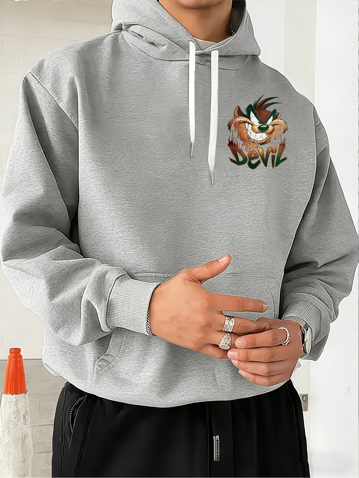 Warner Bros. Big Mouth Style Print, Hooded Sweatshirt with Graphic Design, Multi-functional Street Style Men's Hoodie, Comfortable and Casual, Suitable for Autumn and Winter Wear - Light Grey