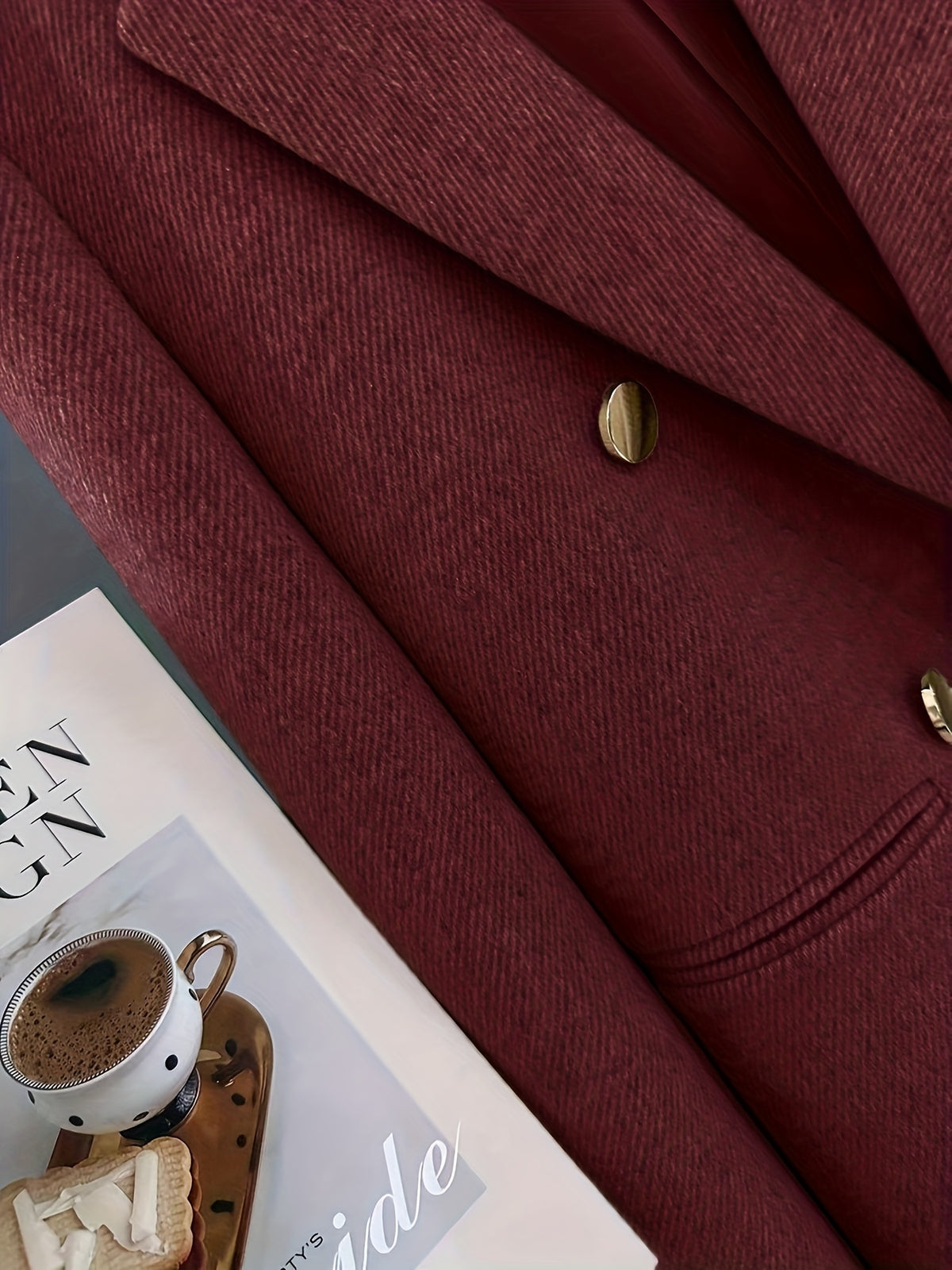 2025 Autumn/Winter High-Quality Blended Suit | Burgundy British Style Double-Breasted Coat Metal Buckle + Delicate Texture Loose Drape Commuter Style Light Luxury Workplace Women'S Clothing - Burgundy