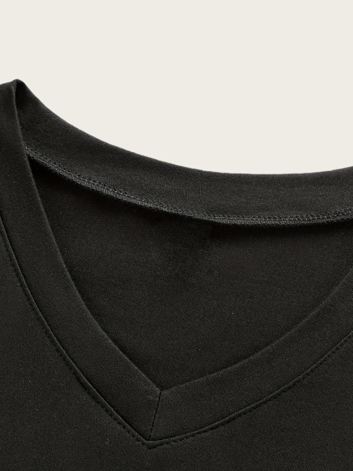 180g 100% Men's V-Neck T-Shirt, Solid Color Short Sleeve Top, Casual Base Layer, "MODA GENTS" Brand, Men's All-Season Daily Wear, Father's Day Gift, Back-to-School Season, Dates & Dinner Parties, Designed Clothing - Black