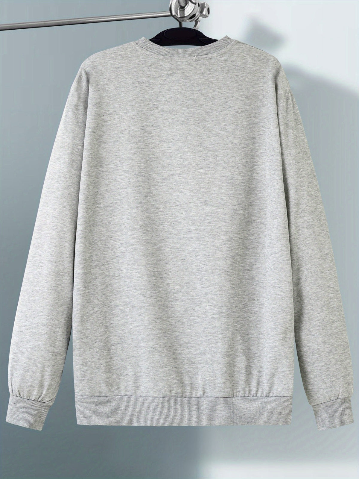 This Pullover Features a Round Neck And a Stylish Airplane Print, Making It a Versatile And Fashionable Choice for Casual Sportswear. It'S a Trendy Long-Sleeve Sweatshirt Suitable for Outdoor Activities, Perfect for Autumn And Winter Men'S Fashion - Light Grey