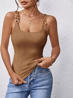 Ins Trendy Cool Chain Decor Cami Top, Solid Color Ribbed Slim Fit U-Neck Top, Western Style Niche Design Essential Outfit, Sexy Chain Strap Cami Top Women'S, Solid Color Ribbed Slim Fit Sleeveless Top, Western Fashion Individual Versatile Item - Coffee Color