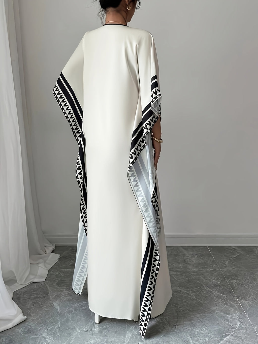 Women's Elegant V-Neck Short Sleeve Maxi Dress - Floral Print A-Line Loose Fit Long Dress, Machine Washable Spring Summer Fall Casual & Formal Wear, Short Sleeve Dress, Contrasting Design Elements - White