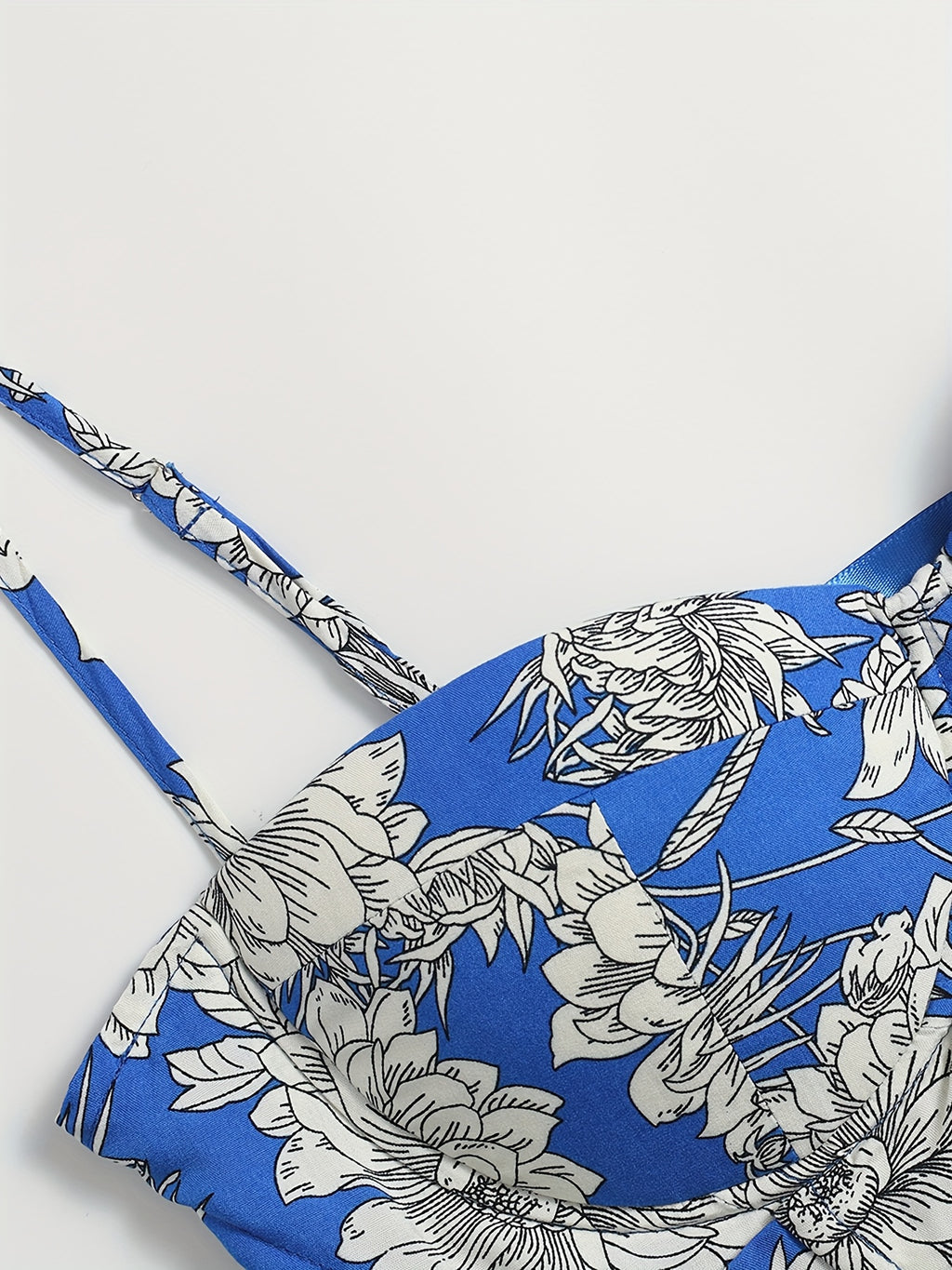 Elegant Special Vintage Floral Print Elegant Short Body-Shaping Camisole with Sexy Boning - Blue And White Flowers