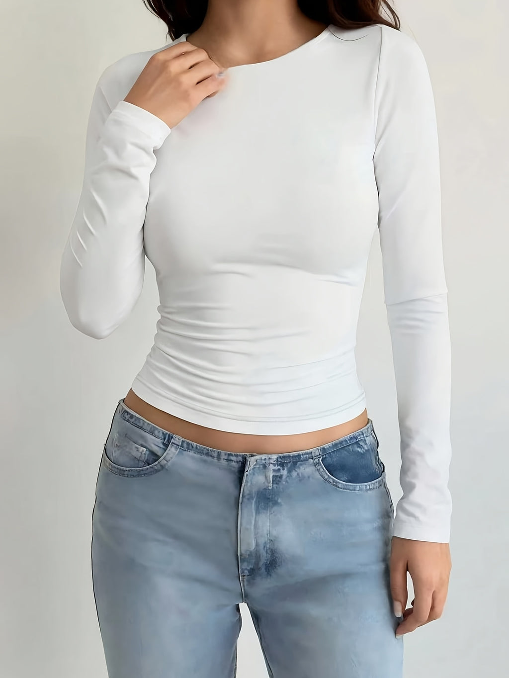 Women'S Solid Slim Fit Round Neck Long Sleeve T-Shirt - White