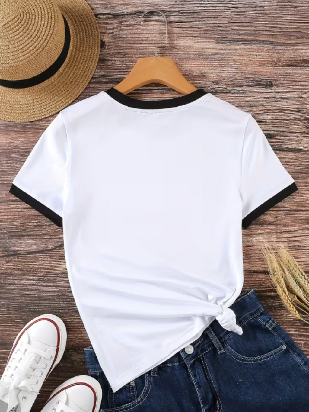 Women's Y2K Color Block Summer Short Sleeve T-Shirt - Breathable Round Neck Casual Top, Loose Fit with Red Heart Print Design for Daily Wear - White