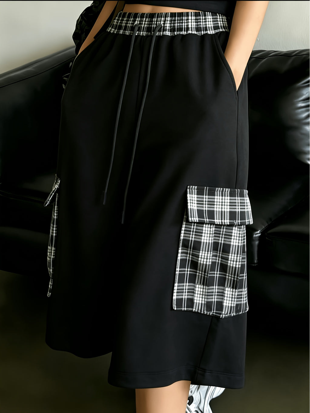 Women's Y2K Vintage Plaid Patchwork Cargo Capri Pants - High-Waisted Wide-Leg Sweatpants with Drawstring Waist & Knee-Length Length Suitable for Spring Summer Fall, Casual Wear, Machine Washable Pocket Design - Black