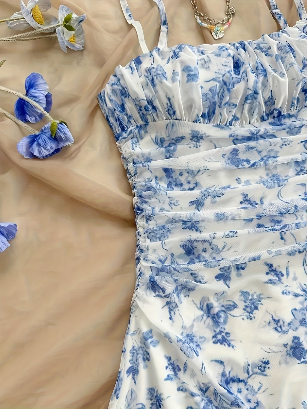 Women'S New Floral Print Halter Dress, Fashionable And Elegant, All-Season Wear - Blue