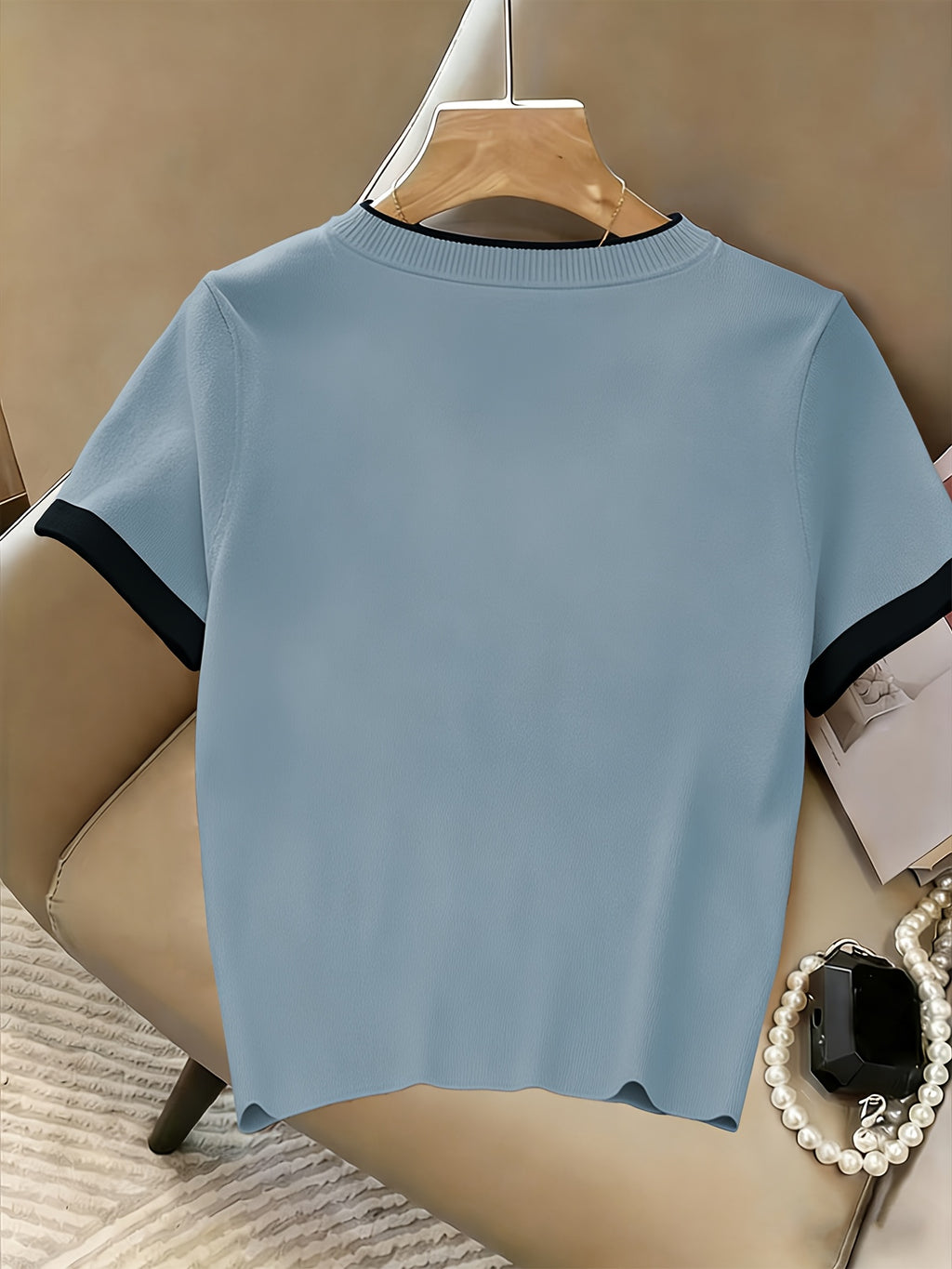 Popular New Spring/Summer Contrast Color Neckline and Cuffs Pullover Short-Sleeve T-Shirt, Ins-Style Simple and Fresh Fabric T-Shirt - Light Blue